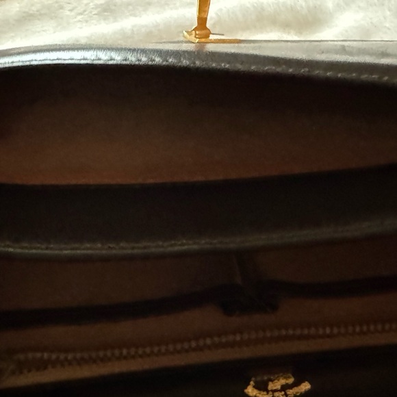 Authentic Gucci Sherry Line Leather Shoulder Bag with COA - Picture 6 of 10